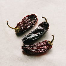 Load image into Gallery viewer, Dried Chipotle Chillies